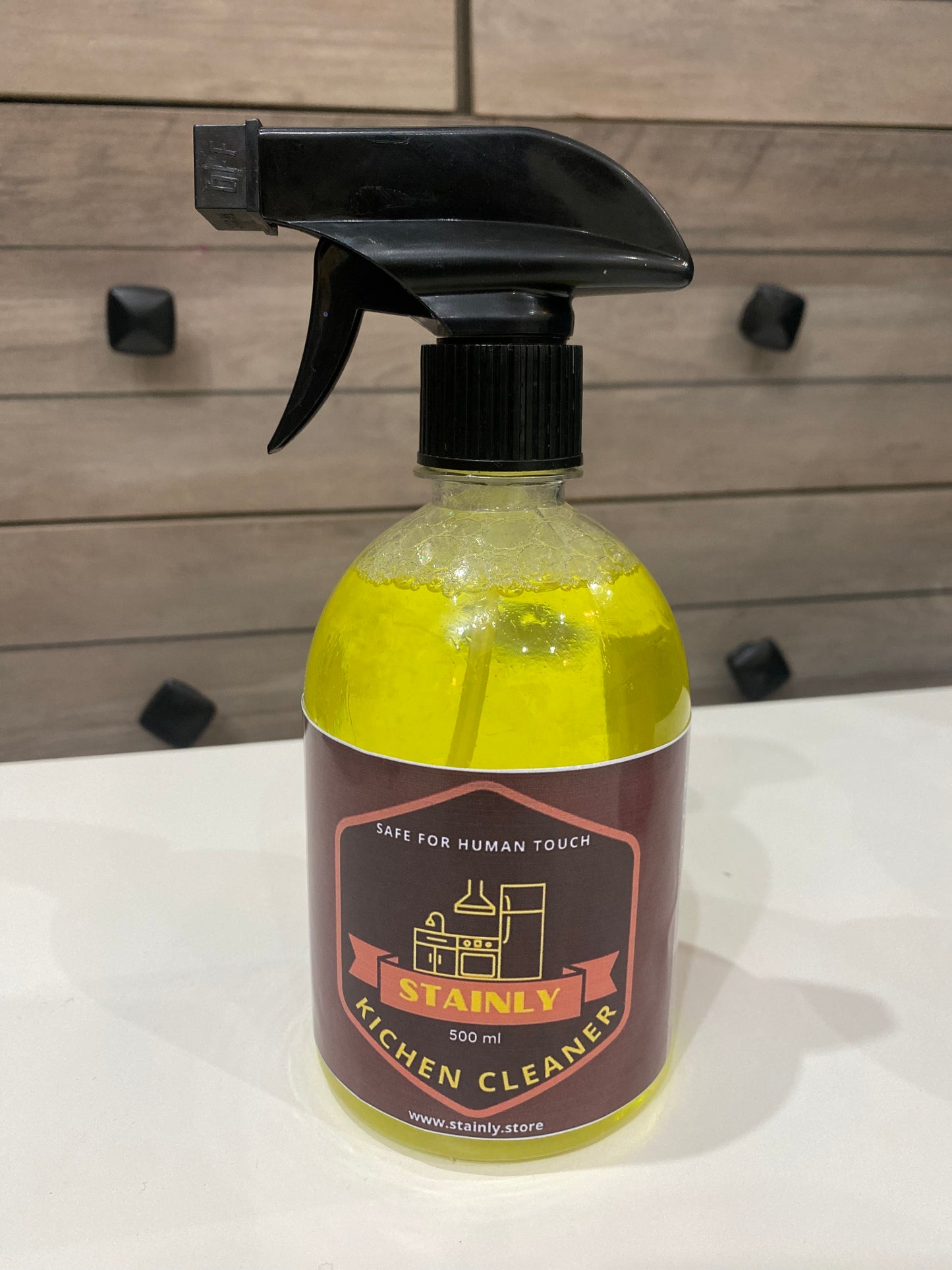 Kitchen Cleaner– 500ml Rating 4.8/5.0 ⭐⭐⭐⭐⭐ Free Delivery 🚚